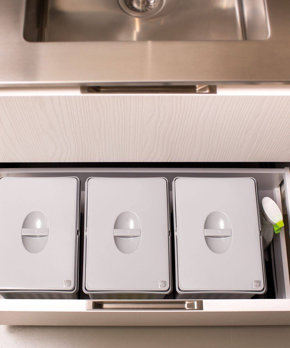 Alternative view of Kit 3 raccoglitori h 300 3x16L - Made in Italy