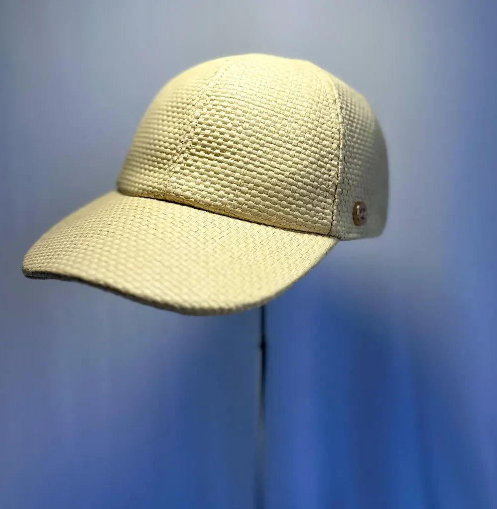 Alternative view of Cappello con Visiera Beige