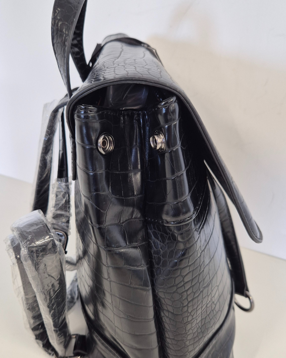 Alternative view of Zainetto Lisbona col. Nero