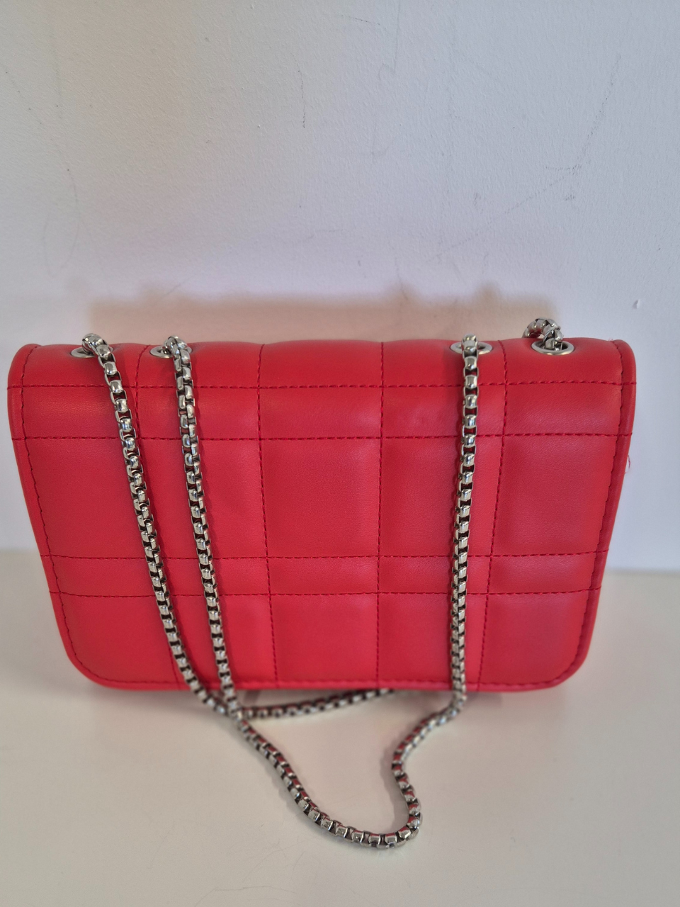 Borsa Clutch con catena argentata Manhattan col. Rosso