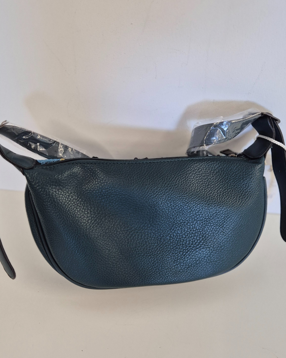 Alternative view of Borsa Clutch Mezzaluna con ricamo perline Odessa